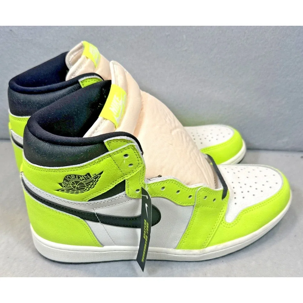 Nike Air Jordan 1 Retro High 'Visionaire' Volt 555088-702. Mens Size 10.5